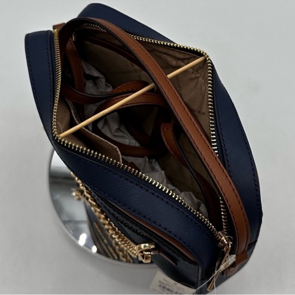 MICHAEL KORS LARGE EW ZIP CHAIN CROSSBODY BAG & JET SET TRAVEL MD ZA CARD CASE - Picture 9 of 12